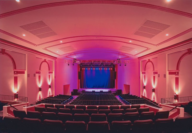 Newton Theater